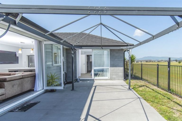 Photo of property in 7 Jeffs Way, Papamoa Beach, Papamoa, 3118