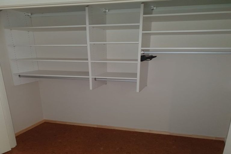 Photo of property in 22 Learmonth Avenue, Birkenhead, Auckland, 0626