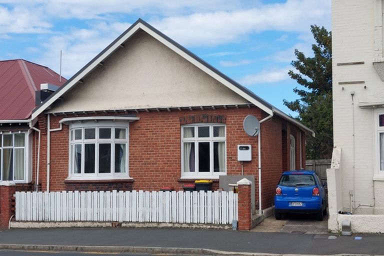 Photo of property in 120 Frederick Street, North Dunedin, Dunedin, 9016