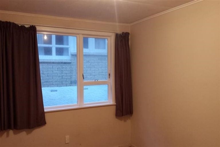 Photo of property in 19 Mahinawa Street, Takapuwahia, Porirua, 5022