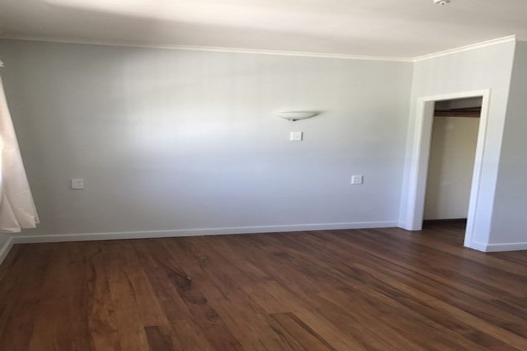 Photo of property in 103a Glengarry Road, Glen Eden, Auckland, 0602