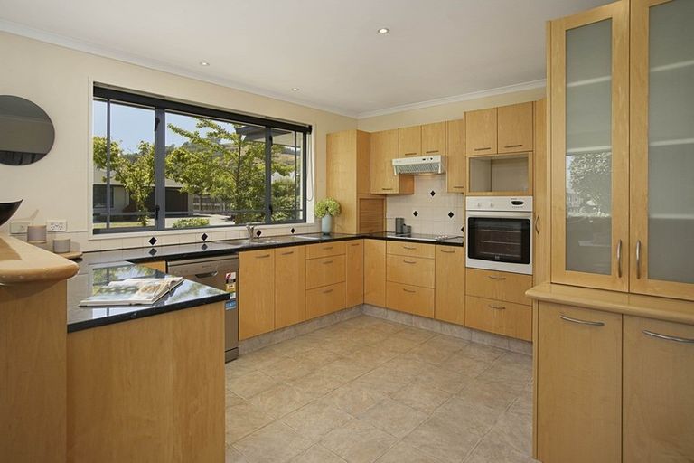 Photo of property in 2 Ashdonleigh Grove, Stoke, Nelson, 7011