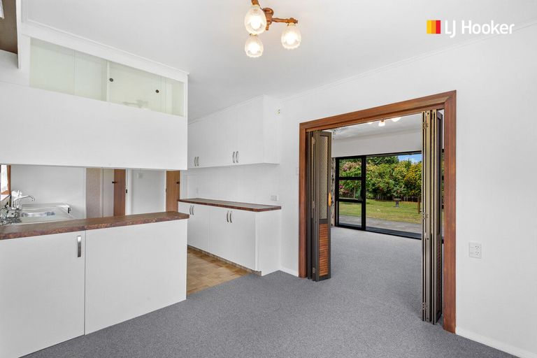 Photo of property in 806 Outram-mosgiel Road, Riverside, Outram, 9073