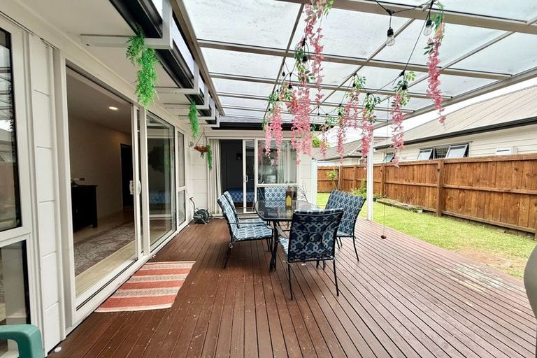 Photo of property in 9 Takahe Avenue, Takanini, 2112