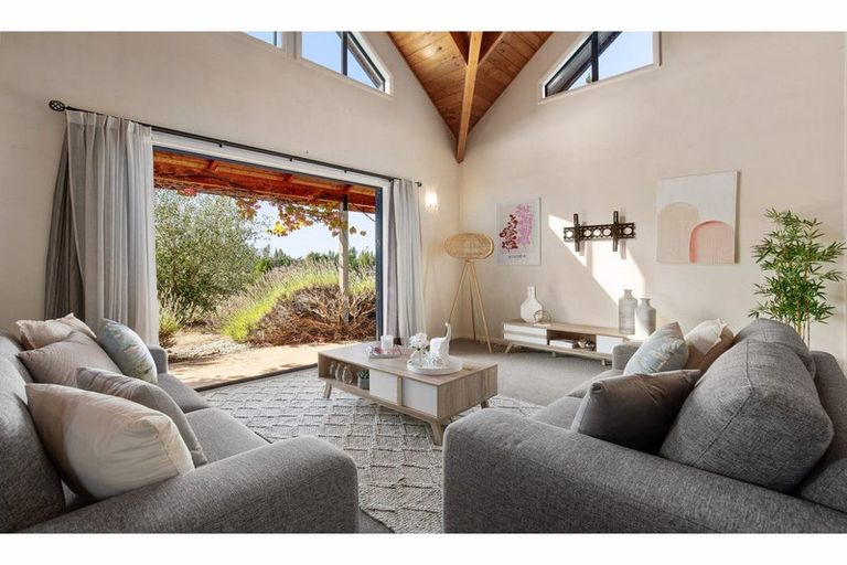 Photo of property in 154 Hillview Road, Alexandra, 9391