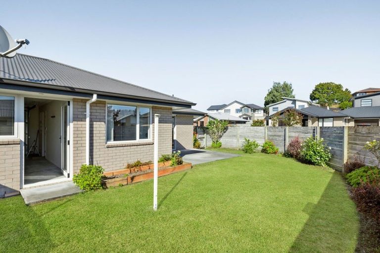 Photo of property in 24 Shrule Place, Huntington, Hamilton, 3210