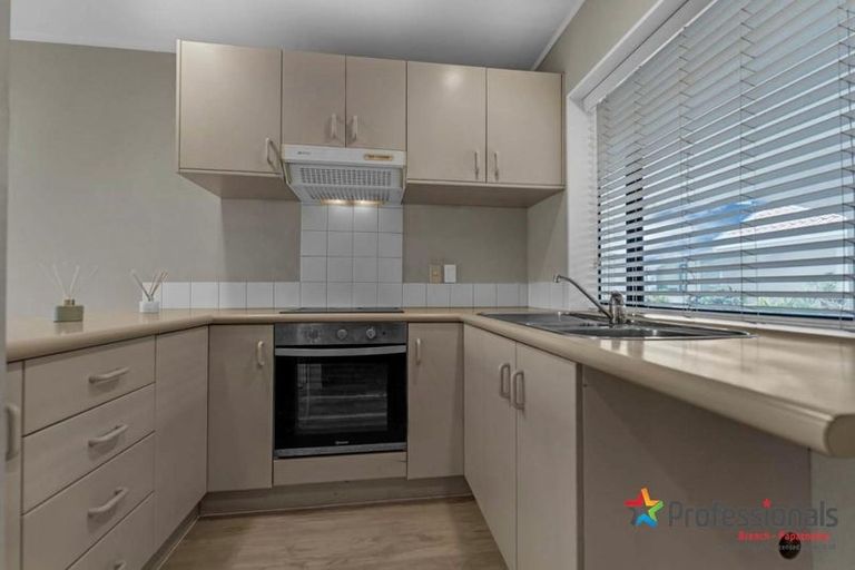 Photo of property in 5/77 Saint George Street, Papatoetoe, Auckland, 2025