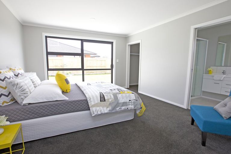Photo of property in 6 Levi Place, Kelvin Grove, Palmerston North, 4414