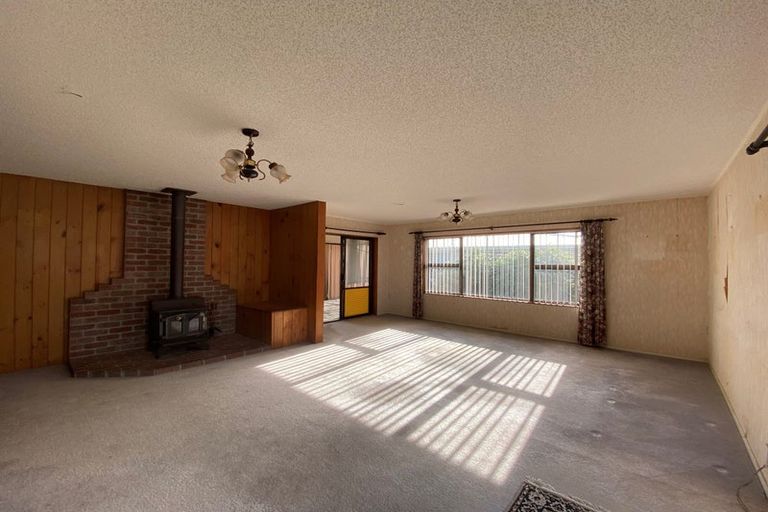 Photo of property in 9 Te Whena Place, Waitara, 4320