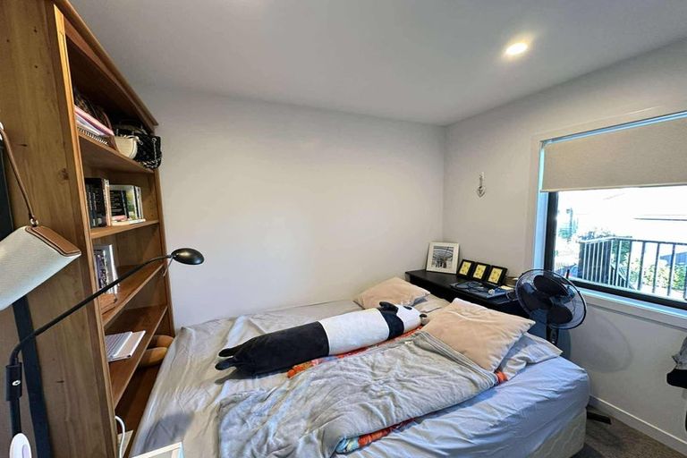 Photo of property in 8/38 Jane Maree Road, Kumeu, 0810