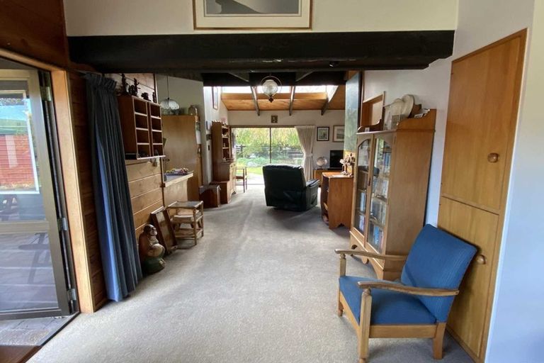 Photo of property in 15 Clare Street, Cambridge, 3434