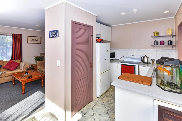 Photo of property in 17b Alexander Street, Papakura, 2110