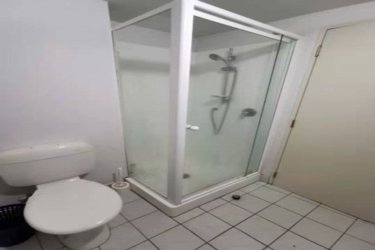 Photo of property in Cintra Apartments, 5e/3 Whitaker Place, Grafton, Auckland, 1010