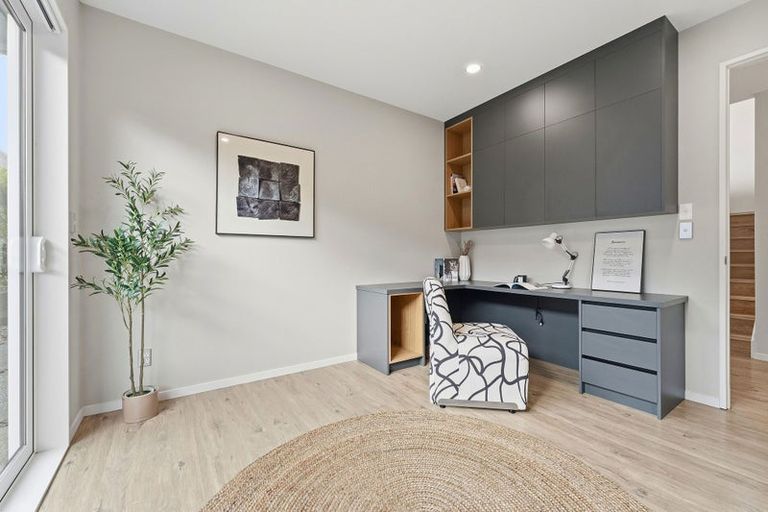 Photo of property in 17a Lake Pupuke Drive, Takapuna, Auckland, 0622