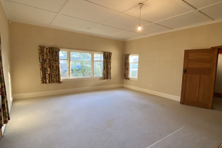 Photo of property in 15 Batt Street, West End, Palmerston North, 4410