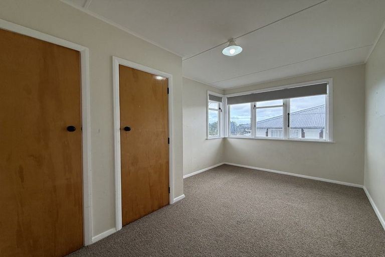 Photo of property in 15 Natone Street, Waitangirua, Porirua, 5024