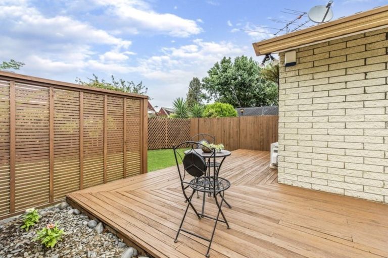 Photo of property in 49a Great South Road, Takanini, 2112