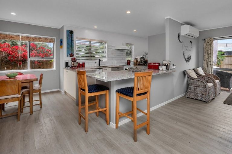 Photo of property in 7a Kuparu Place, Ruakaka, 0116