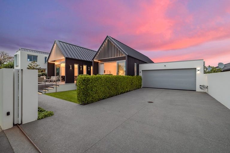 Photo of property in 5 Wroxton Terrace, Merivale, Christchurch, 8014