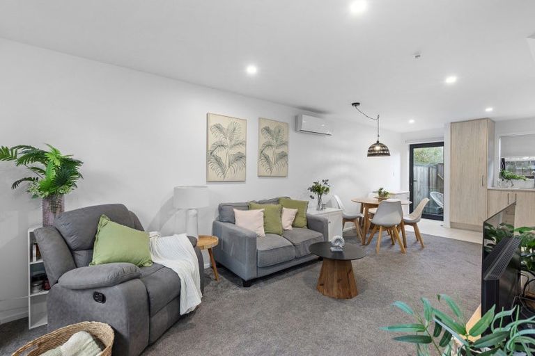 Photo of property in 4/12 Biddle Crescent, Taita, Lower Hutt, 5011
