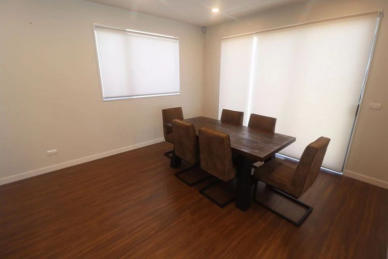 Photo of property in 10 Silvereye Road, Hobsonville, Auckland, 0616