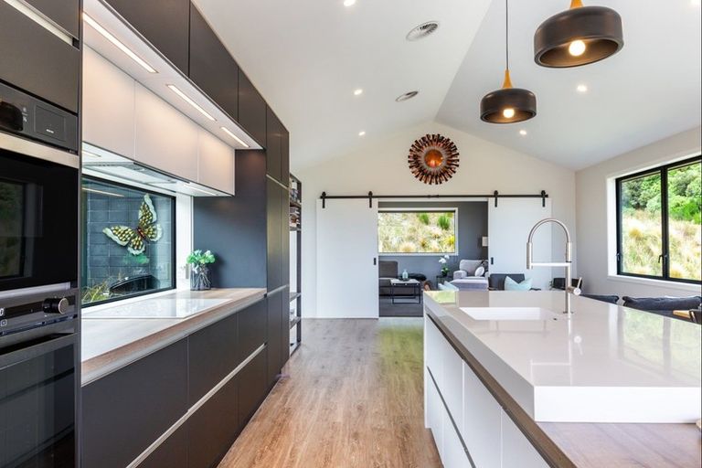 Photo of property in 13 Sparrowhawk Way, Kinloch, Taupo, 3377