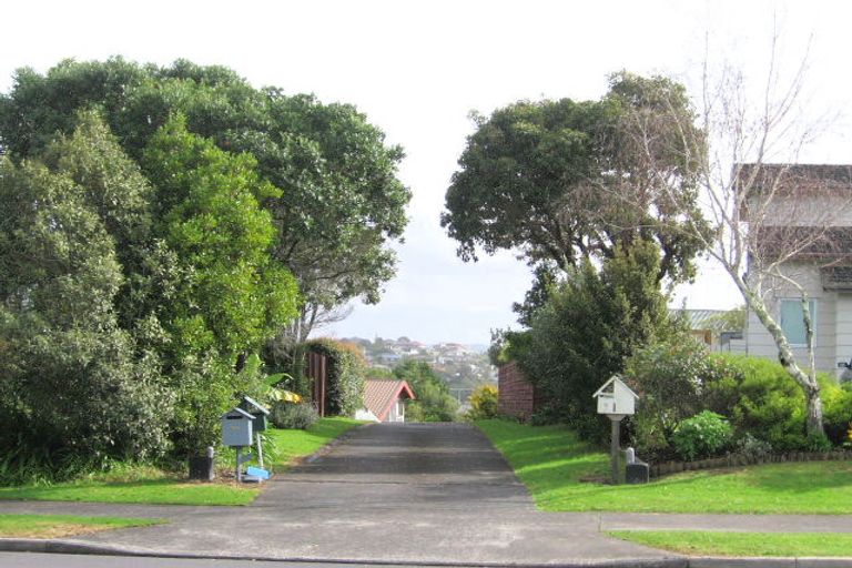 Photo of property in 6 Albert Hall Drive, Red Beach, 0932