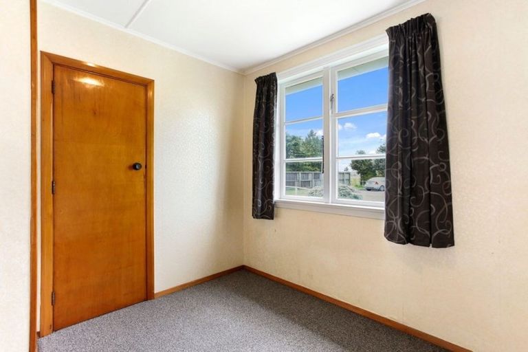 Photo of property in 19 Gregory Avenue, Islington, Christchurch, 8042