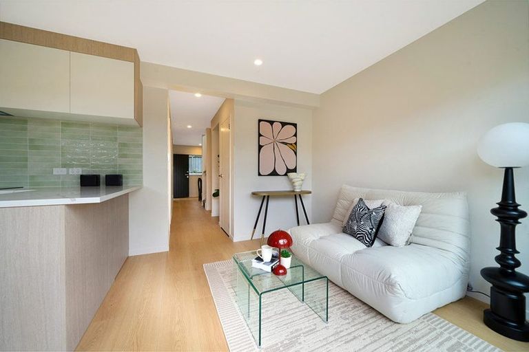 Photo of property in 2/114 Don Buck Road, Massey, Auckland, 0614