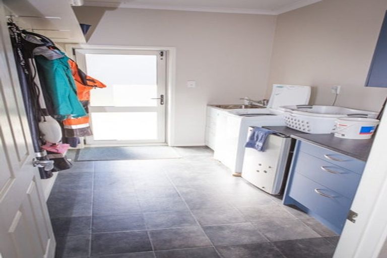 Photo of property in 48 Nelson Crescent, Wainuiomata, Lower Hutt, 5014