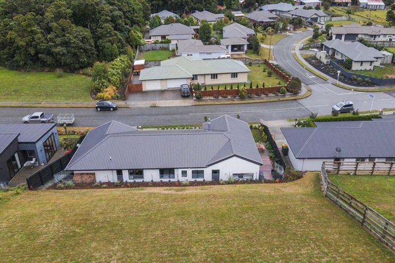 Photo of property in 24 Genia Drive, Wakefield, 7025