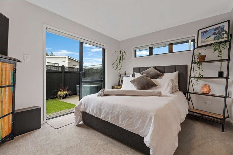 Photo of property in 5 Awamarino Way, Westgate, Auckland, 0614