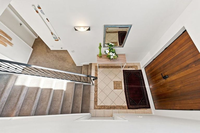 Photo of property in 32a Castor Bay Road, Castor Bay, Auckland, 0620