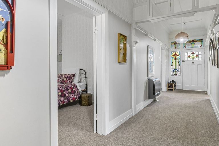 Photo of property in 331 Ravensbourne Road, Maia, Dunedin, 9022