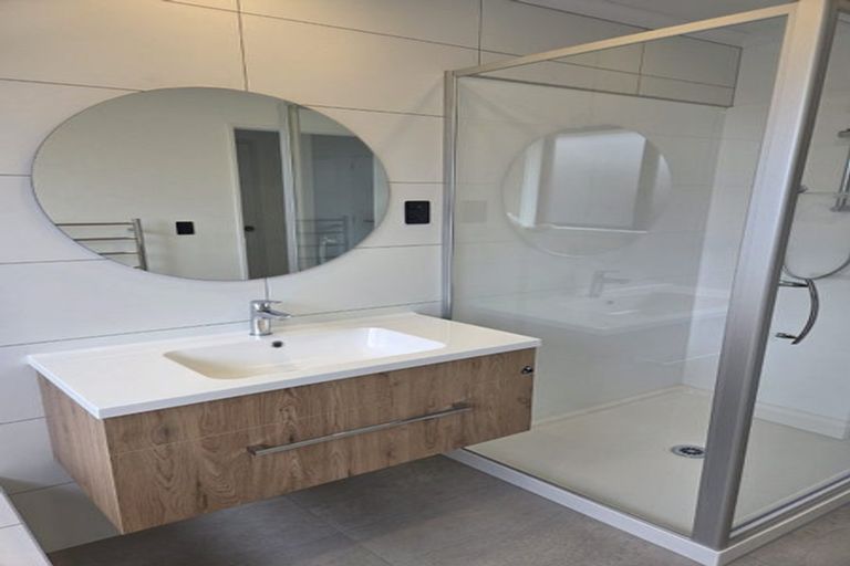 Photo of property in 3 Arohanui Road, Karaka, 2124