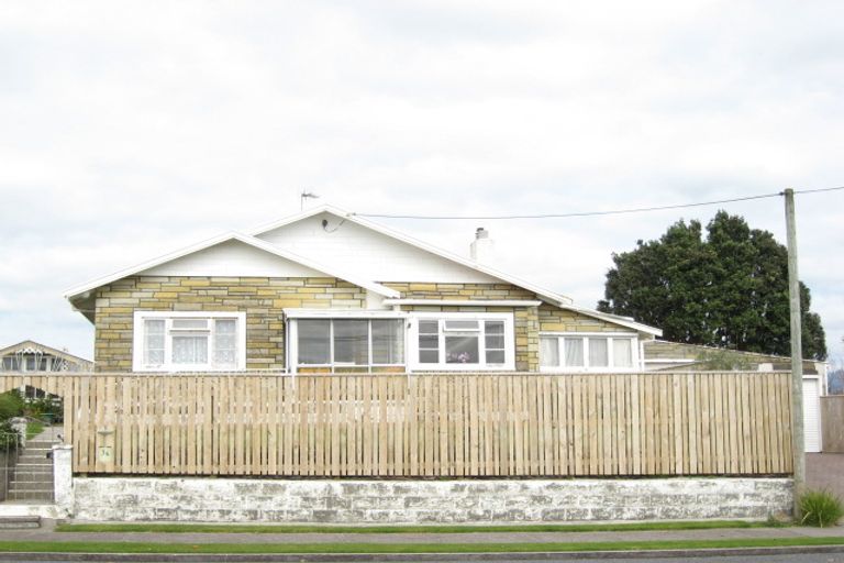 Photo of property in 36 Ngaio Street, Strandon, New Plymouth, 4312