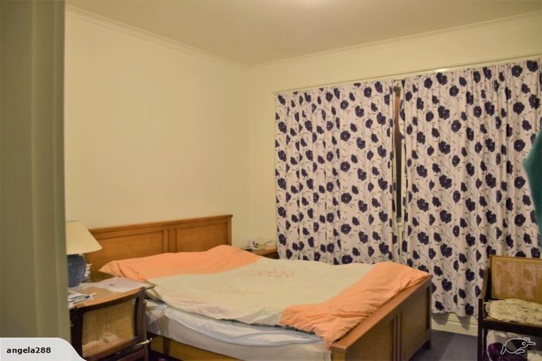 Photo of property in 208 Knights Road, Hutt Central, Lower Hutt, 5011