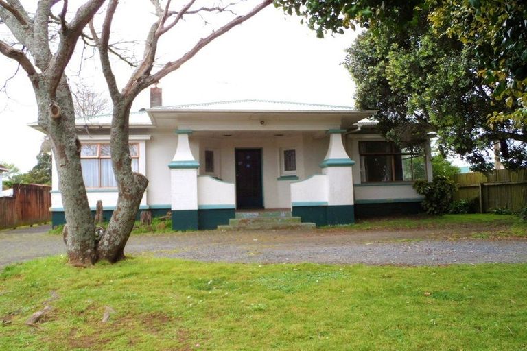 Photo of property in 142 Carruth Road, Papatoetoe, Auckland, 2025
