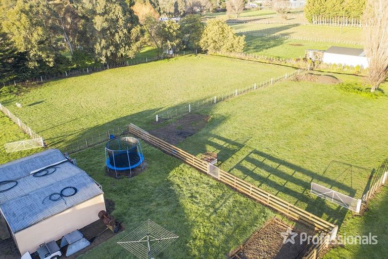 Photo of property in 37 Chester Road, Clareville, Carterton, 5791