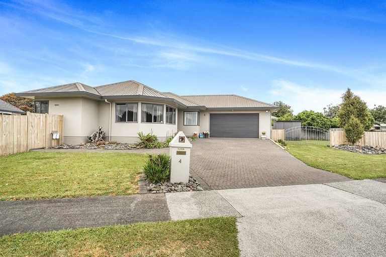 Photo of property in 4 Sandhurst Place, Nawton, Hamilton, 3200