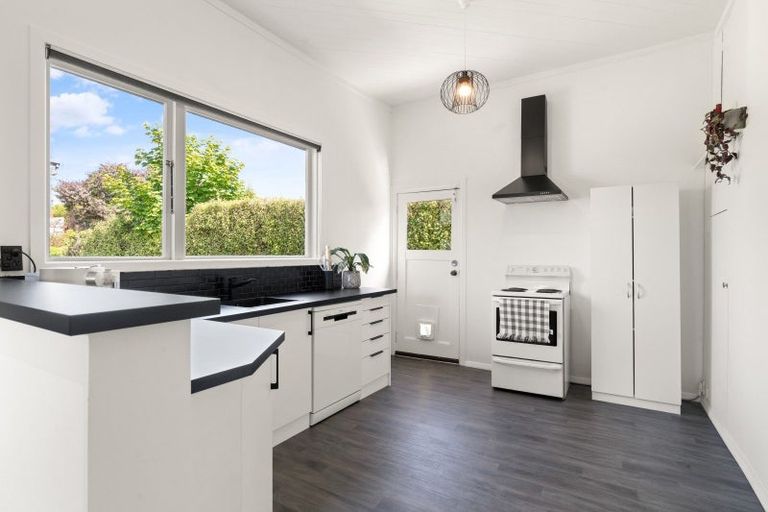 Photo of property in 12 Cochrane Street, Mornington, Dunedin, 9011