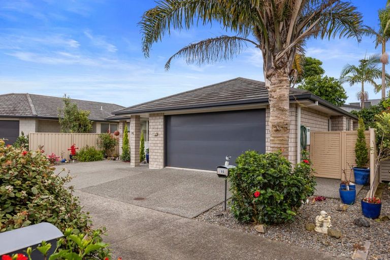 Photo of property in 15 Seashell Drive, Papamoa Beach, Papamoa, 3118
