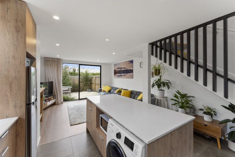 Photo of property in 6/61 Peverel Street, Riccarton, Christchurch, 8041