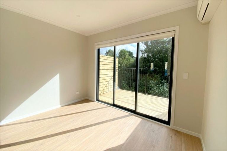 Photo of property in 2/125b Metcalfe Road, Ranui, Auckland, 0612