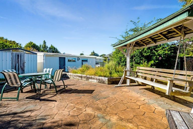 Photo of property in 66 Endeavour Street, Marfell, New Plymouth, 4310