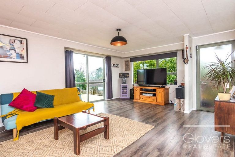 Photo of property in 140f Hepburn Road, Glendene, Auckland, 0602