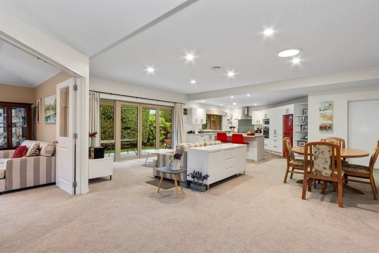 Photo of property in 8 Konini Street, Riccarton, Christchurch, 8041