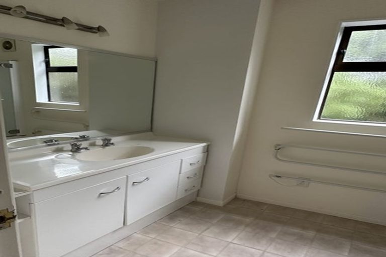 Photo of property in 69 Wellington Road, Paekakariki, 5034