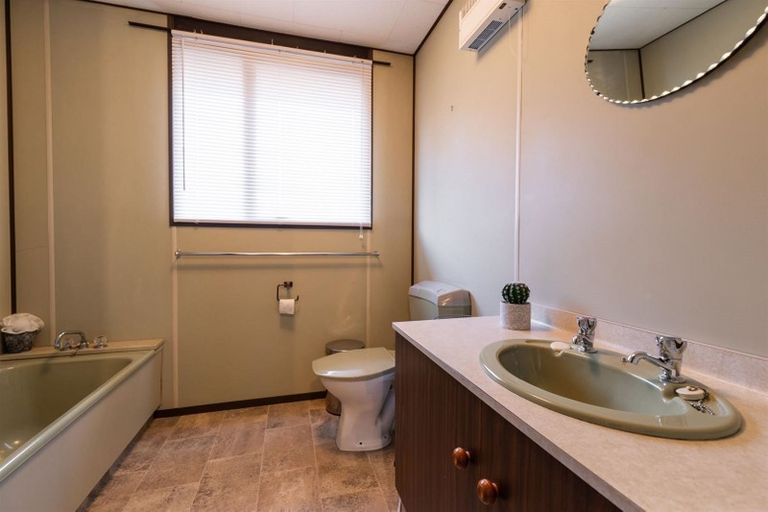 Photo of property in 57 Mcbride Street, Frankton, Queenstown, 9300