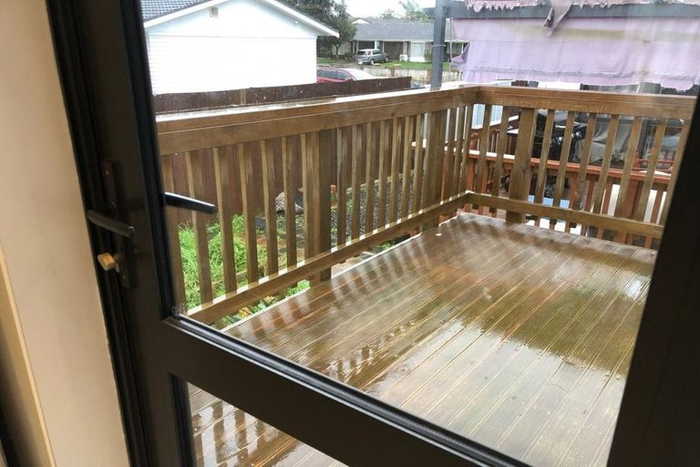 Photo of property in 79 Sunderlands Road, Half Moon Bay, Auckland, 2012